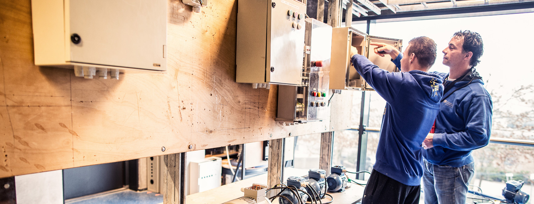 Eerste monteur elektrotechnische installaties in de gebouwde omgeving