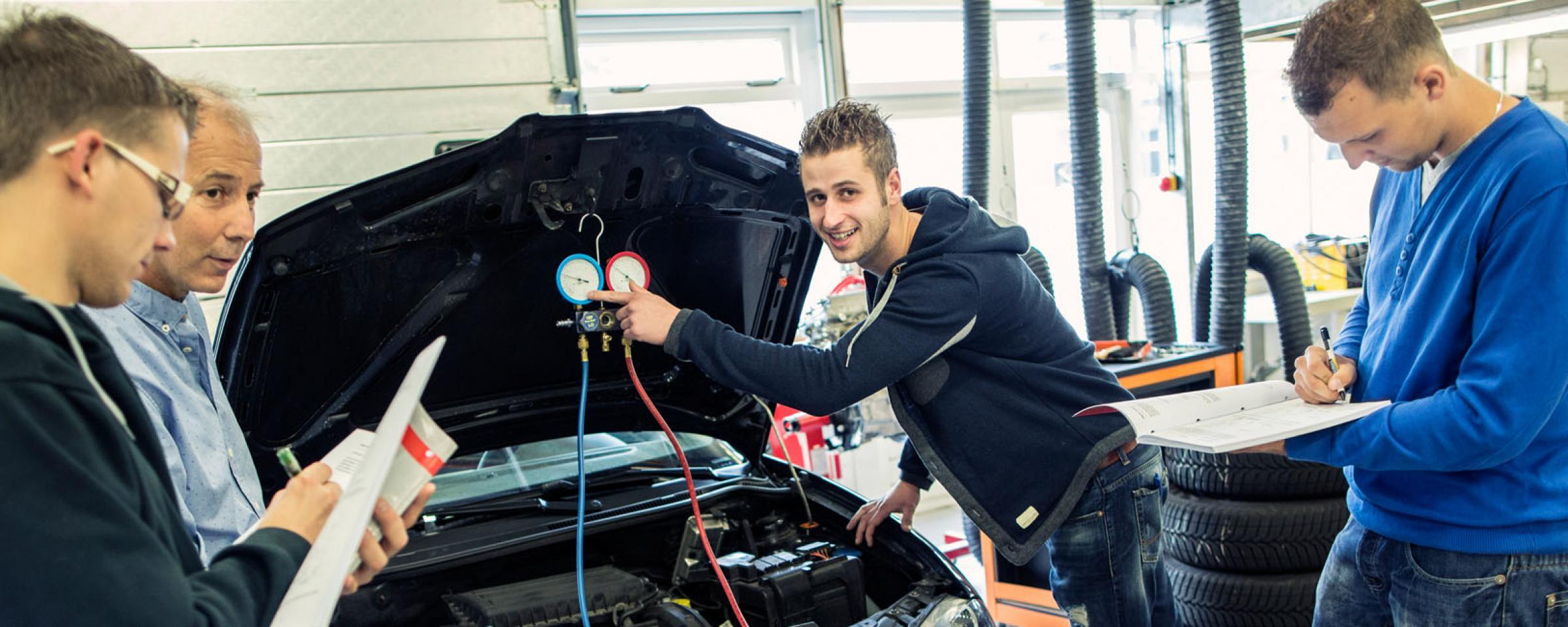 Technisch specialist voertuigen en mobiele werktuigen
