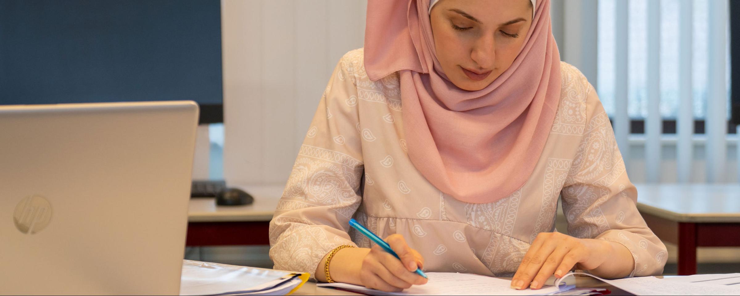 Nederlandse taal, rekenen en computervaardigheden  -  Niveau   , 